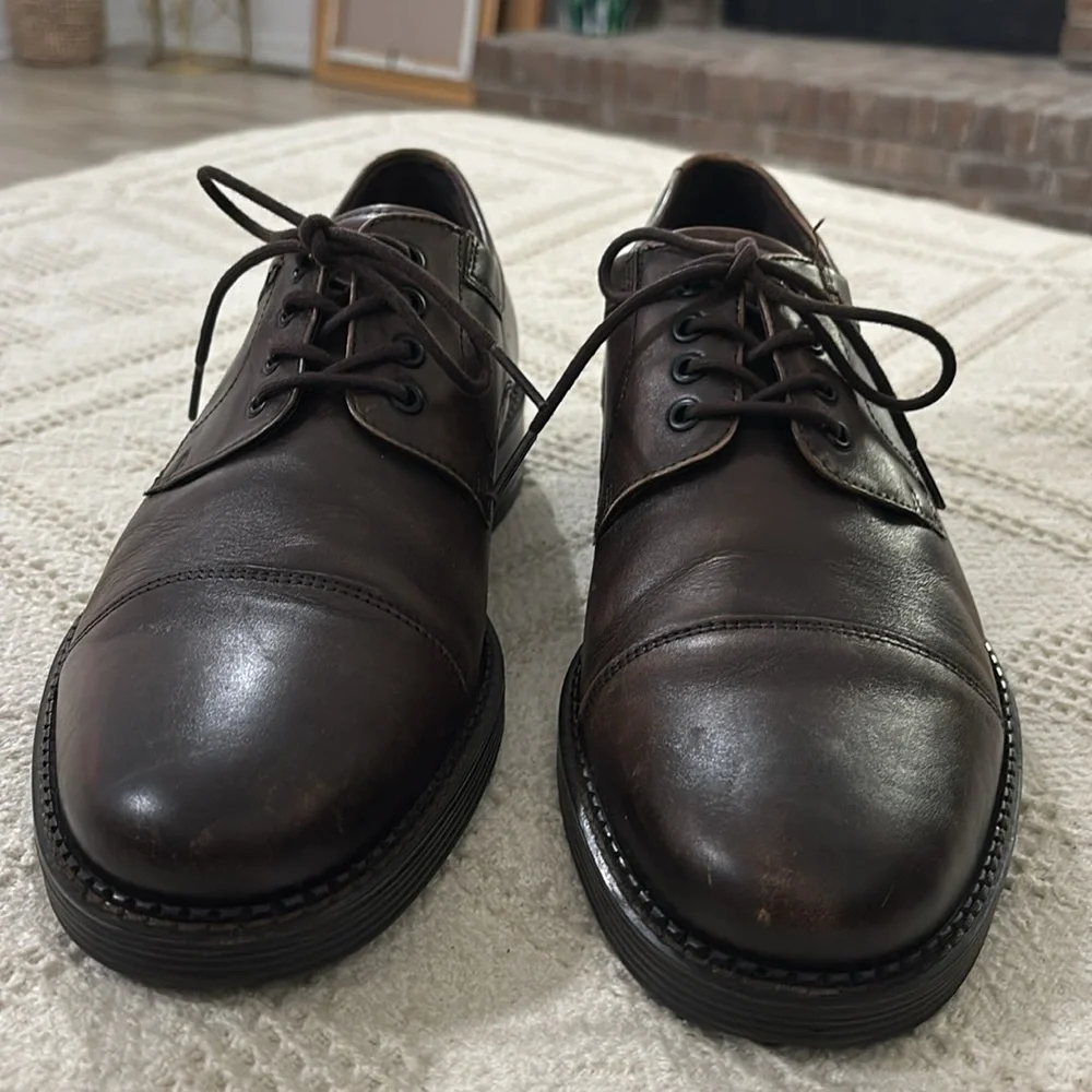 ECCO - NEWCASTLE CAP TOE LEATHER COCOA SHOES SIZE‎ 9